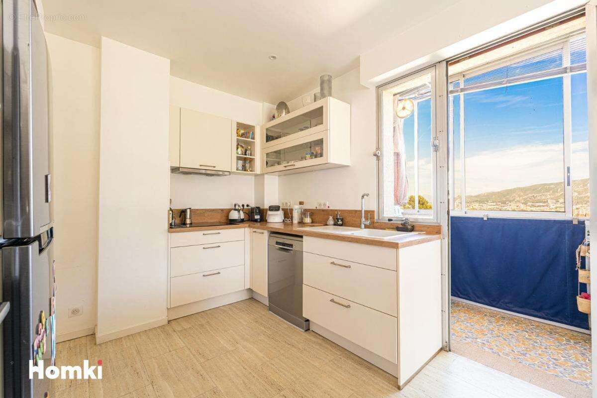 Appartement à MARSEILLE-8E