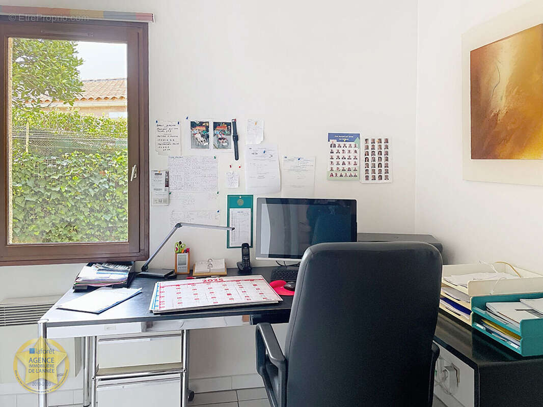 Maison à LES ANGLES