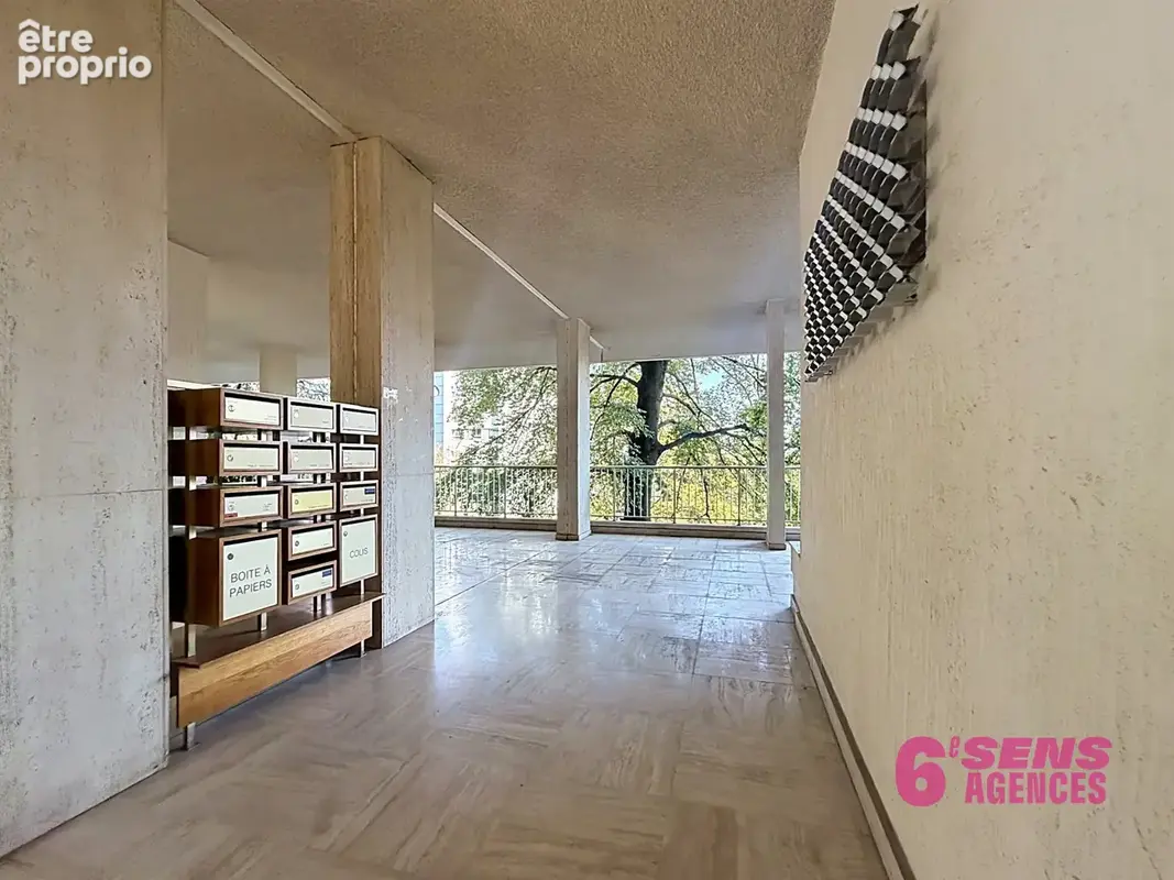 Appartement 4 pieces proche bourg - photo 10
