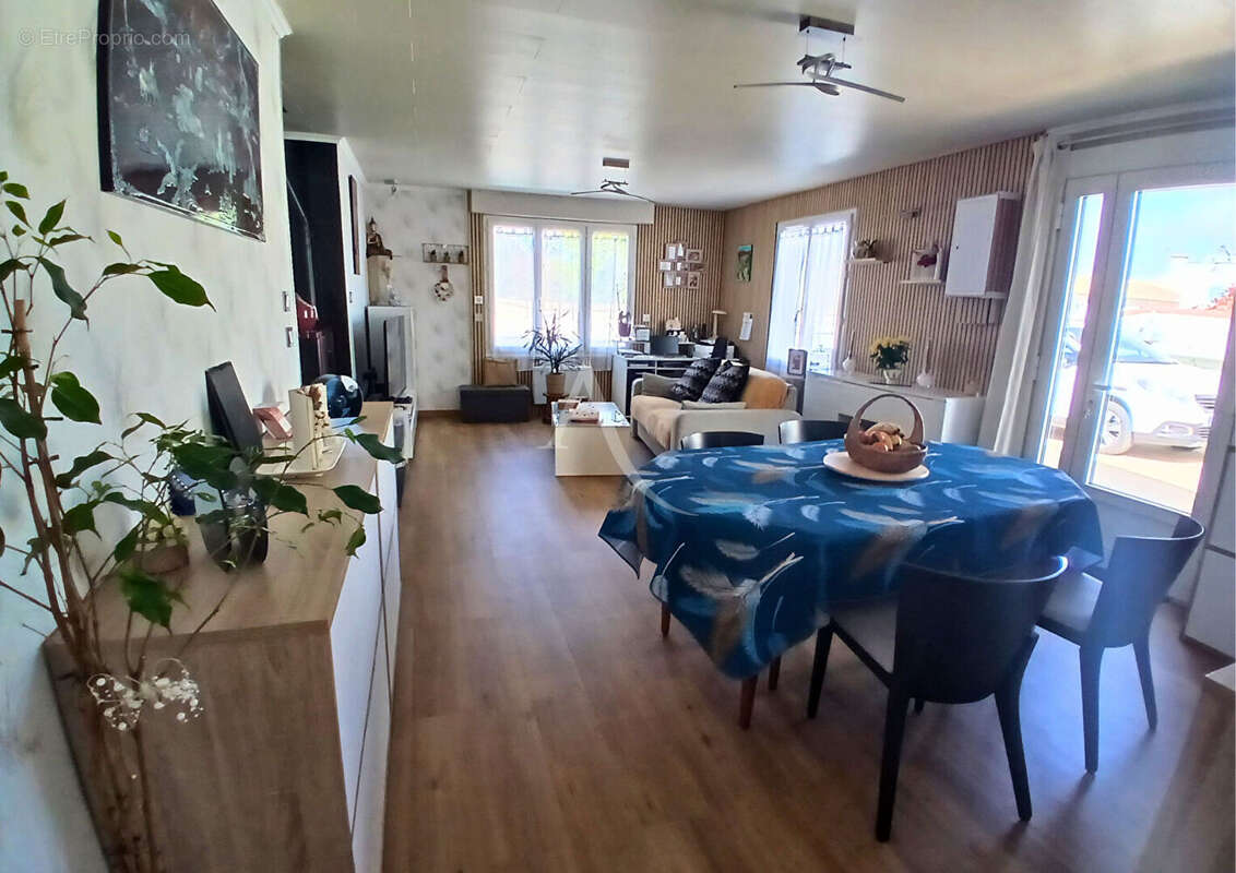 Maison à BEAUVOIR-SUR-MER