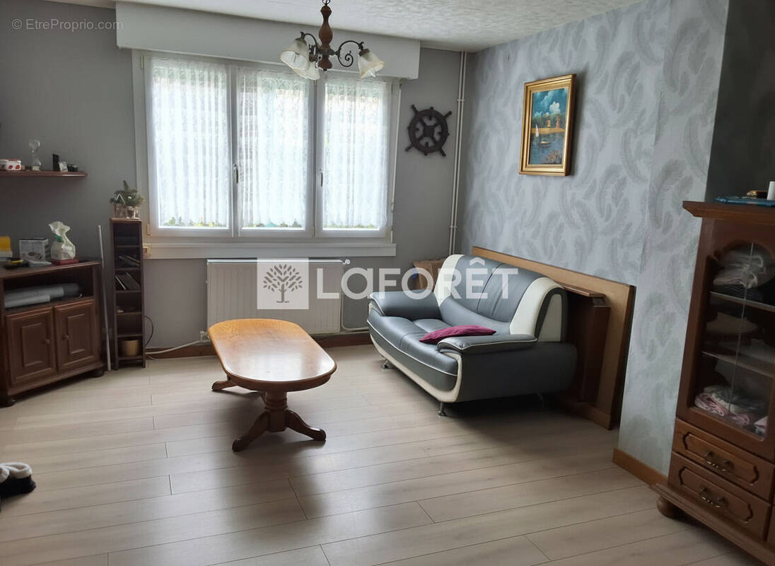 Proche centre, maison 3 chambres, cour sud ouest. - photo 1