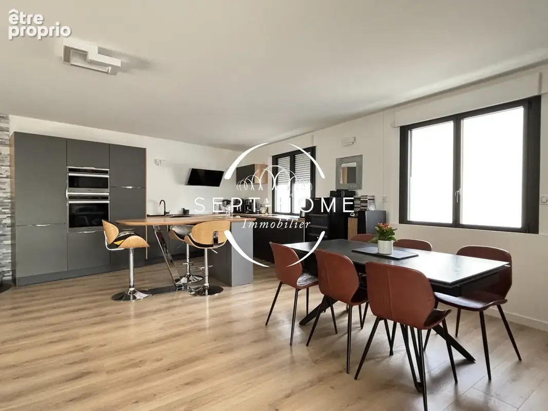 Maison rénovée - 123 m2 - en plein coeur du Pellerin - A deux pas des Bords de Loire - photo 2