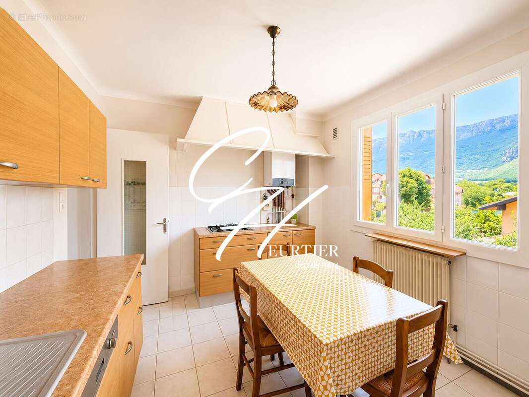 Appartement 66 m² à Le Pont-De-Claix  - photo 3