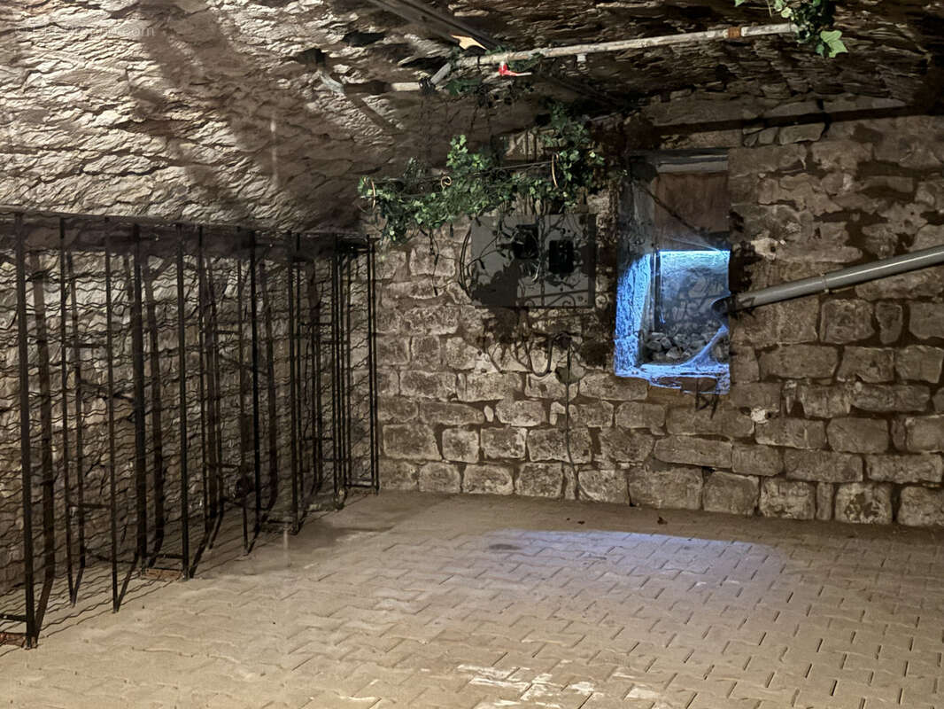 Maison à PUY-L'EVEQUE