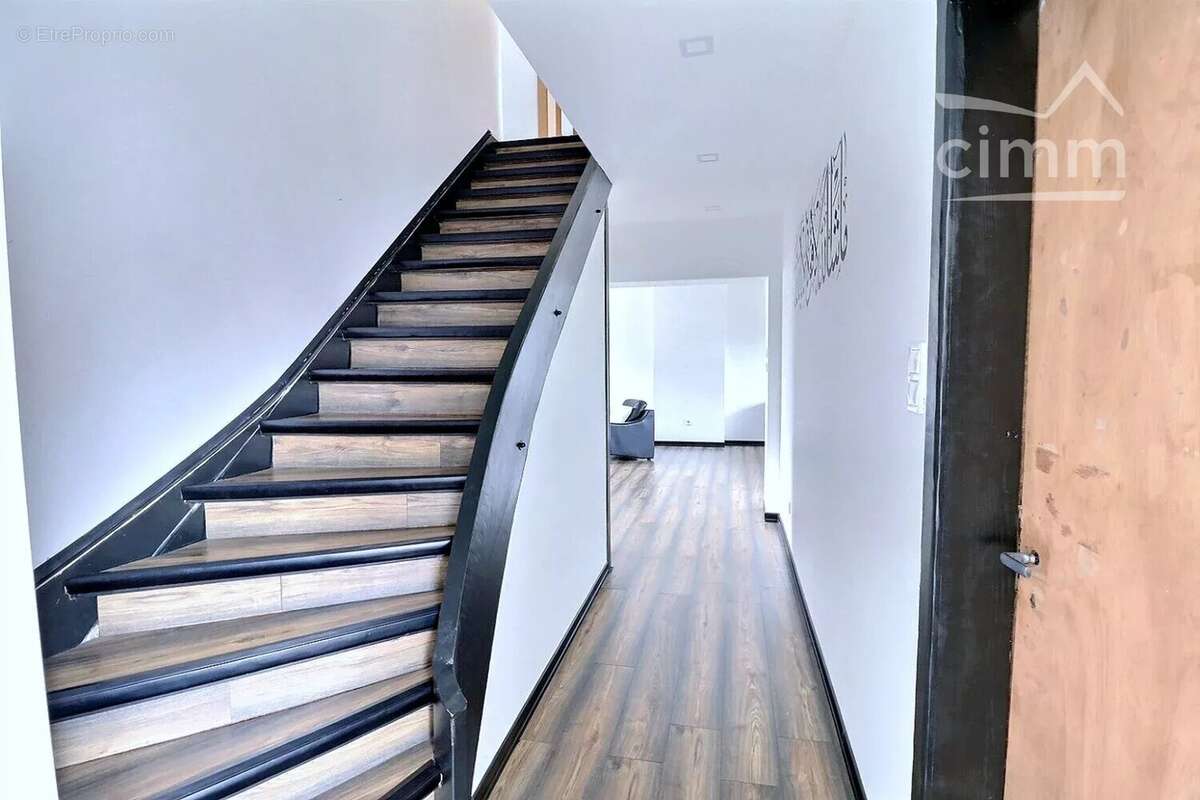 Maison à WOUSTVILLER