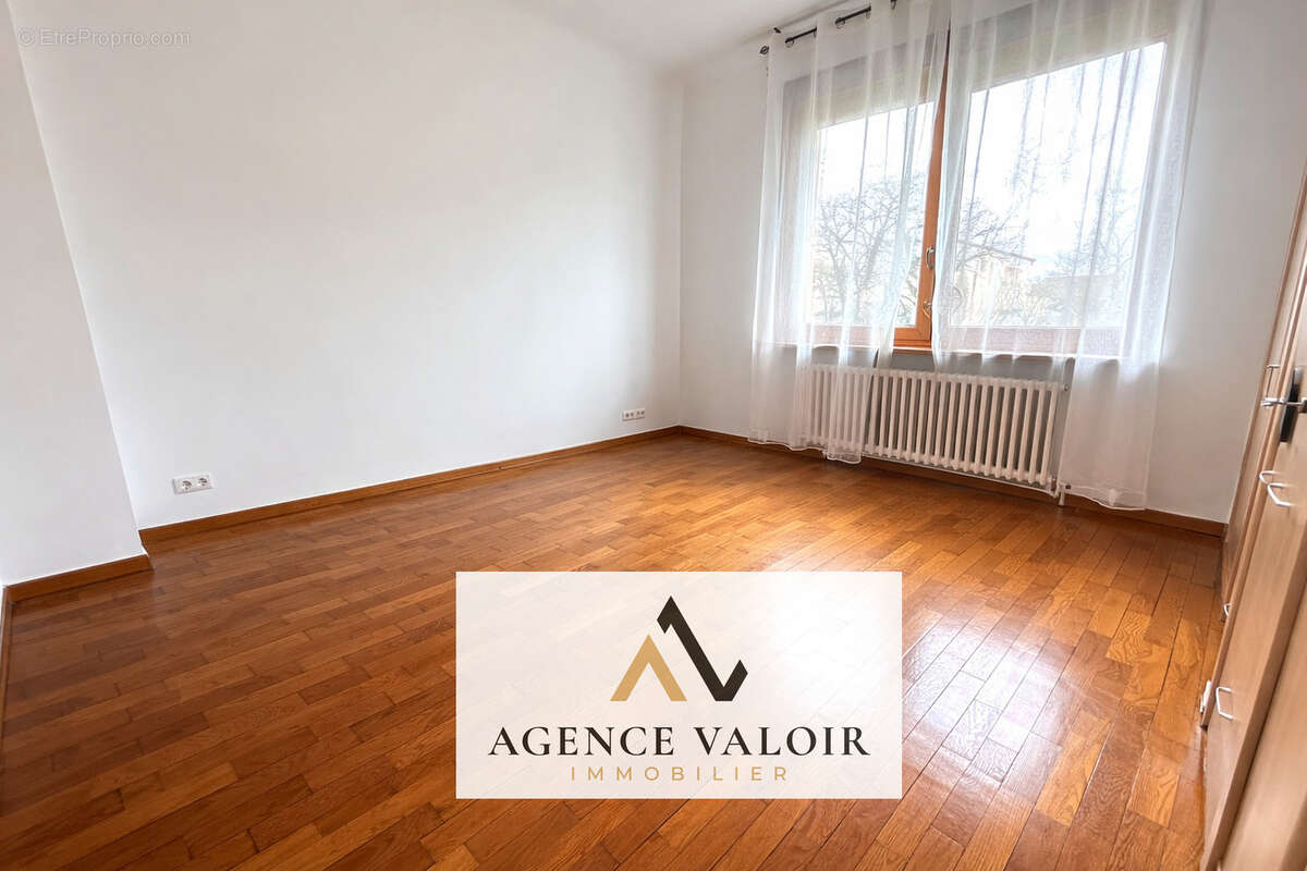 Maison à SEINGBOUSE