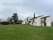 Maison à AIXE-SUR-VIENNE