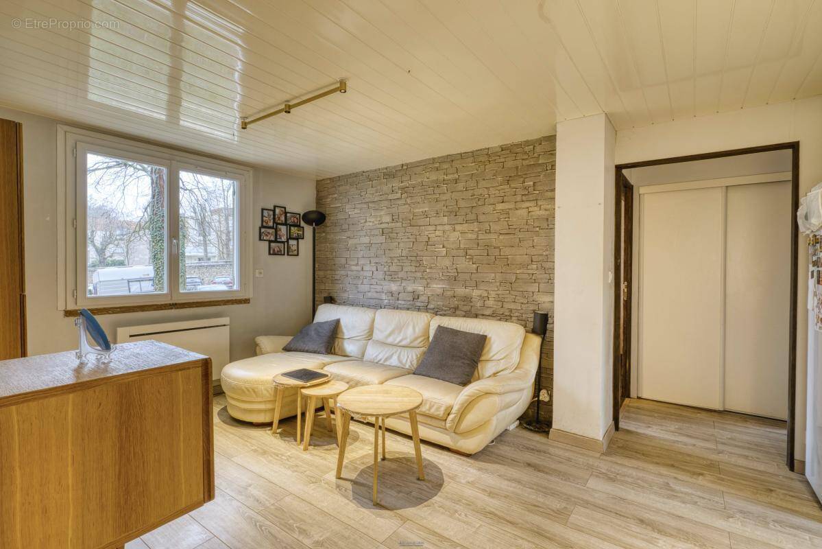 Appartement à LYON-9E