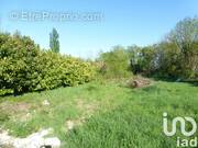 Photo 1 - Terrain à LE VANNEAU-IRLEAU