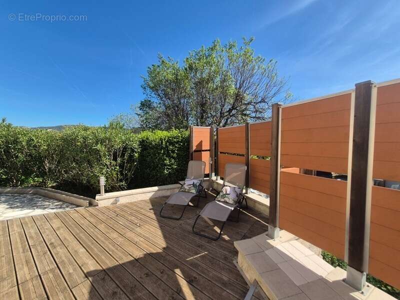 Maison à SOLLIES-VILLE