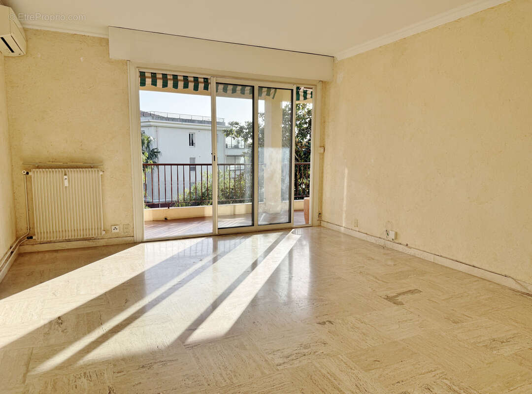 Appartement à SAINT-RAPHAEL