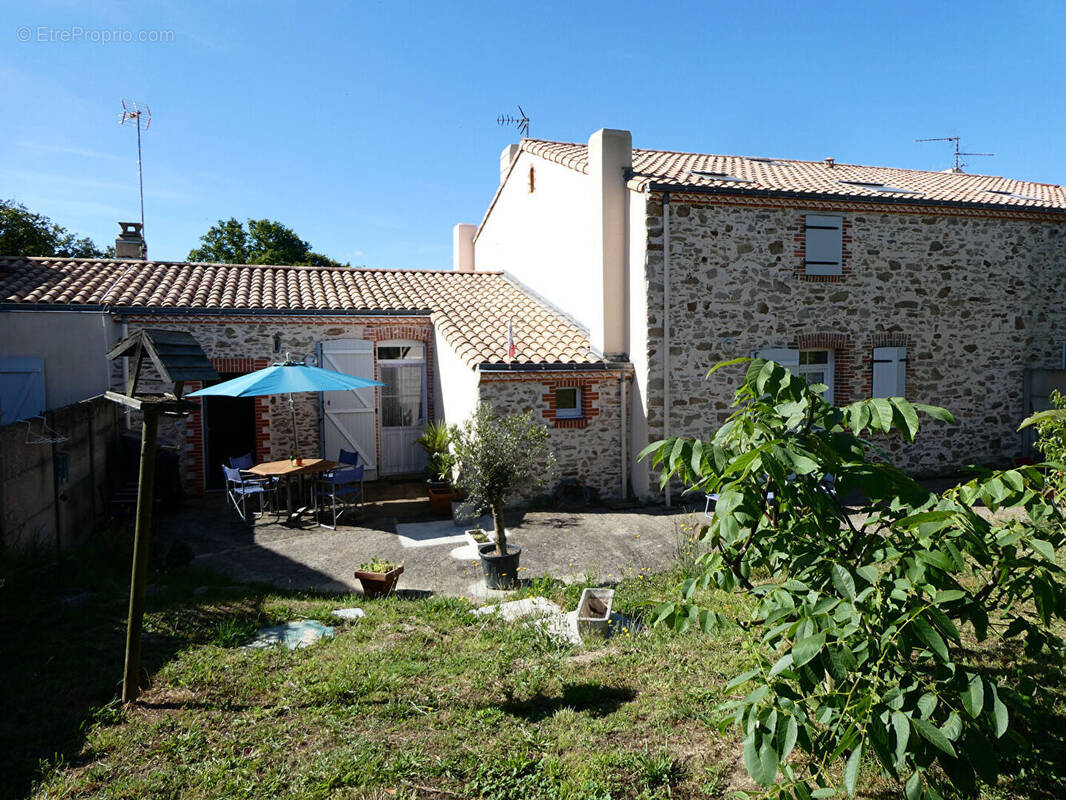 Maison à SAINT-VIAUD