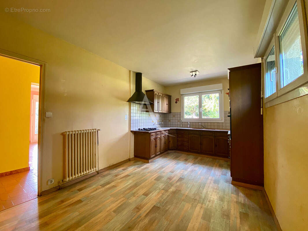 Maison à LAPEYROUSE-FOSSAT