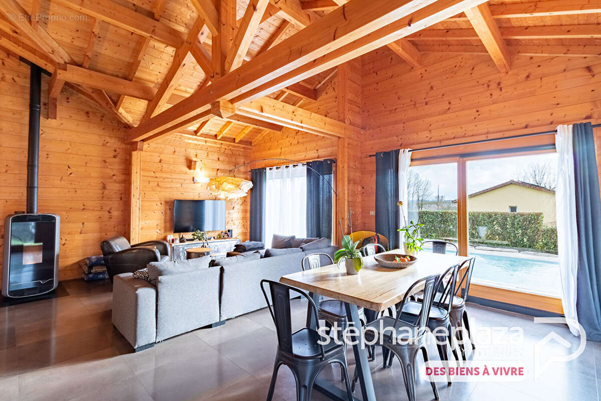 Maison à BOHAS-MEYRIAT-RIGNAT