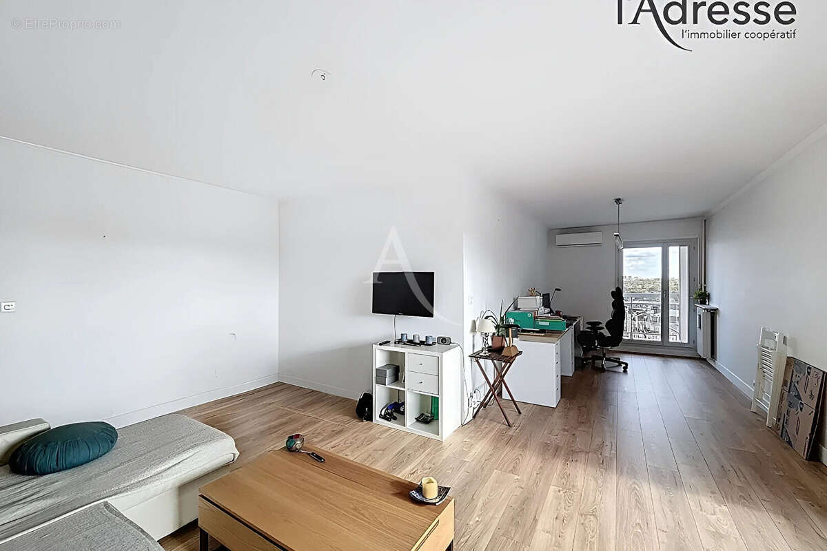 Appartement à SURESNES