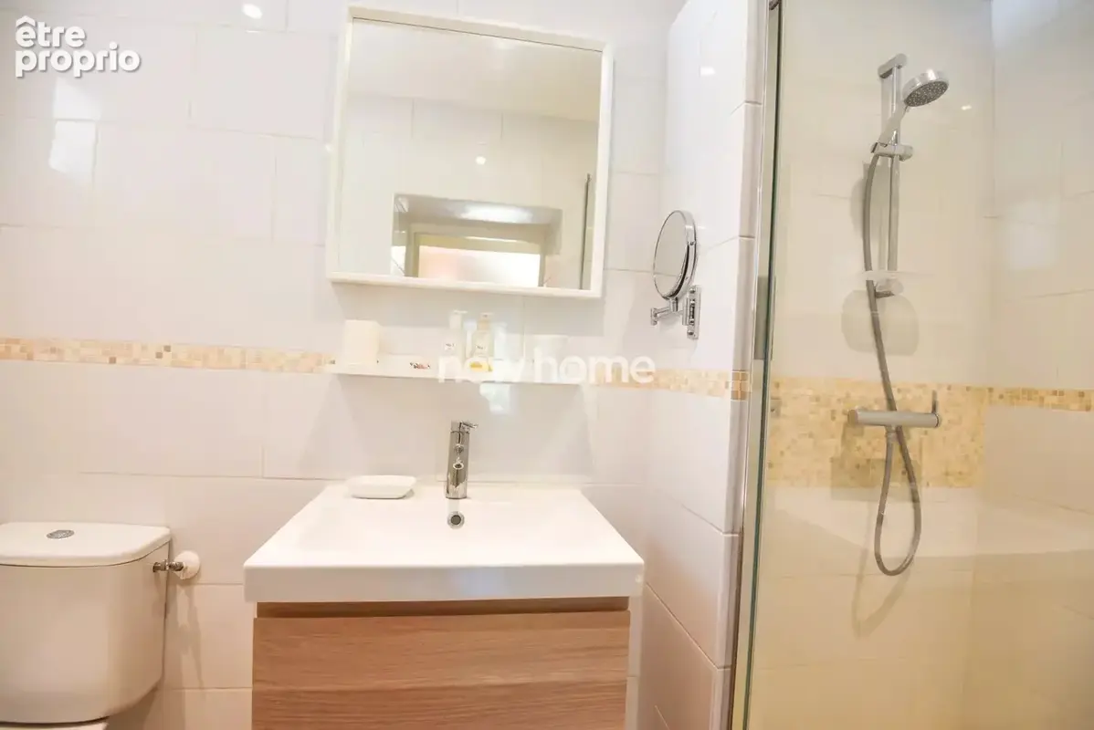 Maison 4 chambres au clame sur un beau terrain arboré - photo 22