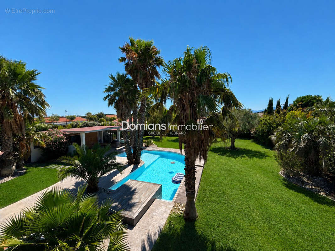 Maison 260 m² à Pollestres  - photo 3