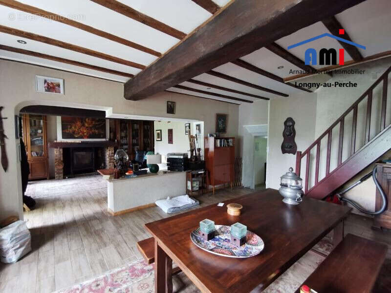 Maison à LONGNY-AU-PERCHE