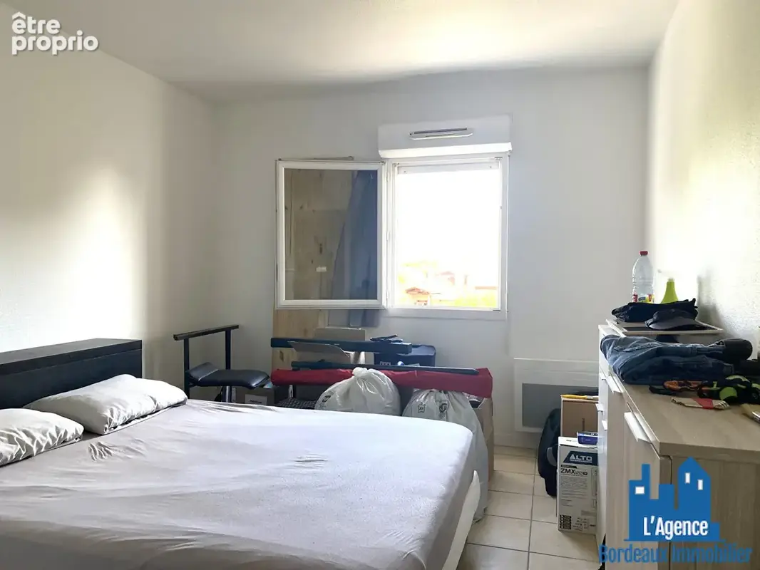 Bègles - appartement type 2 de 38 m²  avec une loggia de 3,5 m² + place de parking en sous-sol. benoît trement - o6 51 26 22 32. - photo 5
