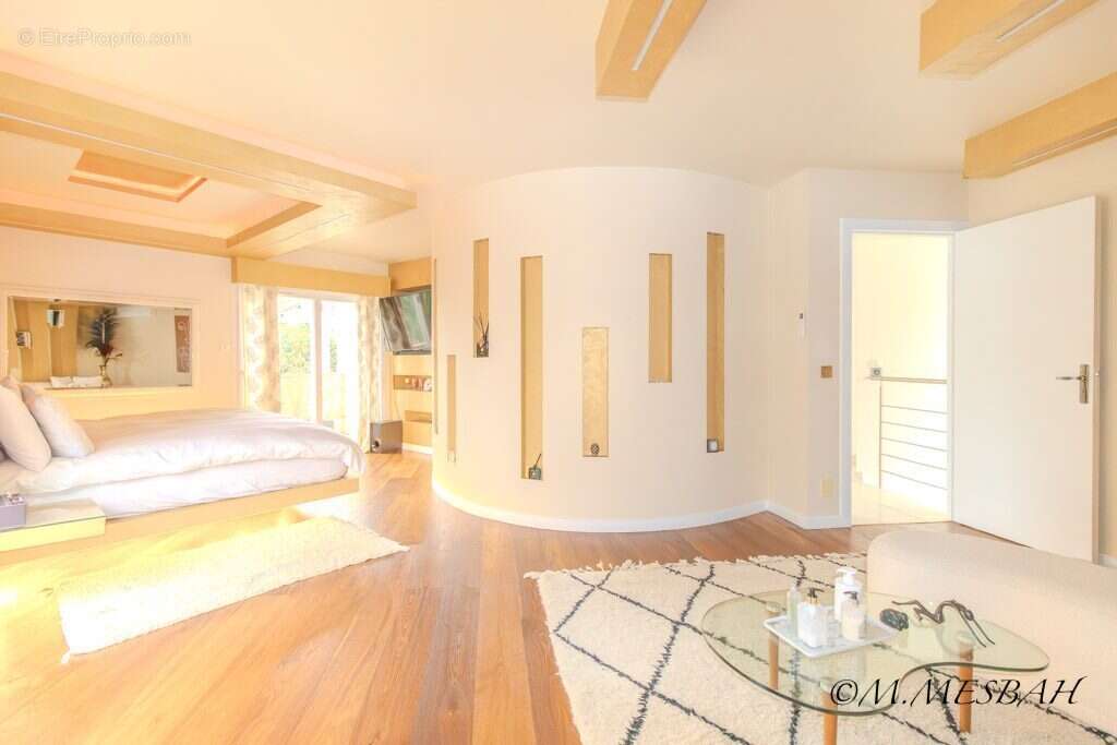 Maison à NOISY-LE-GRAND