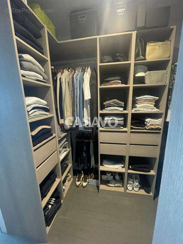 Maison à REVENTIN-VAUGRIS