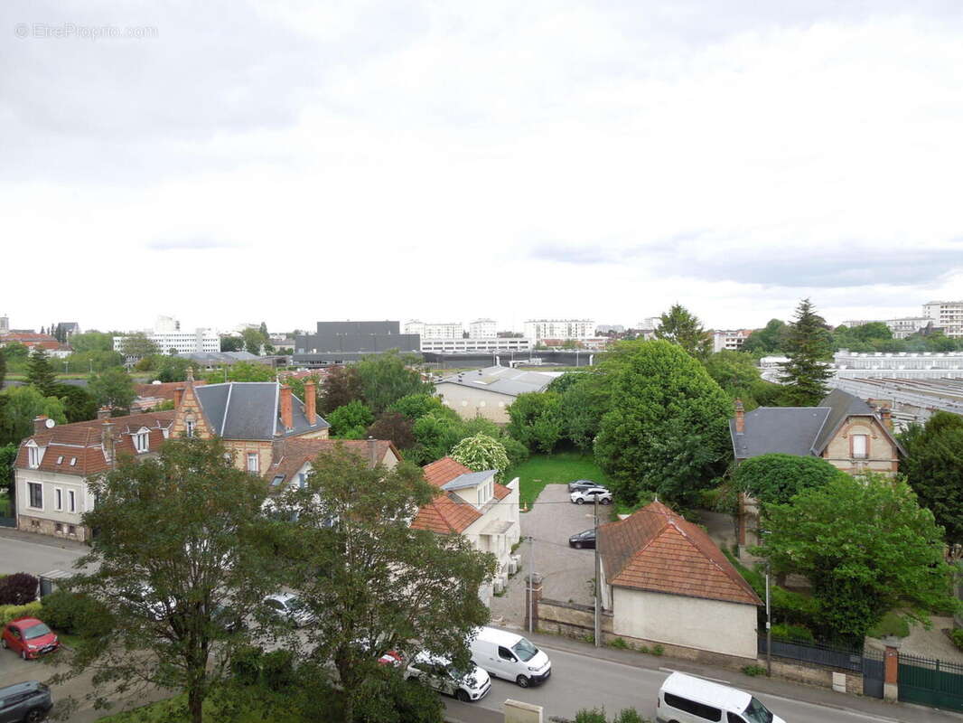 Photo 9 - Appartement à SAINT-ANDRE-LES-VERGERS