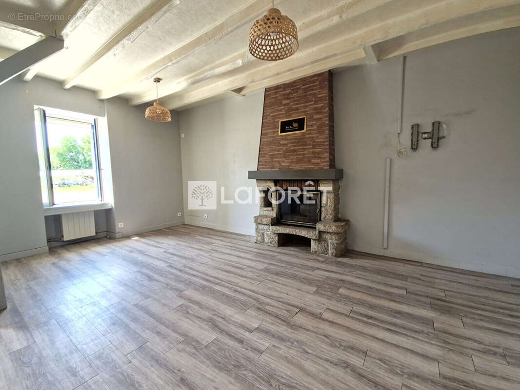 Maison à SAINT-DOLAY