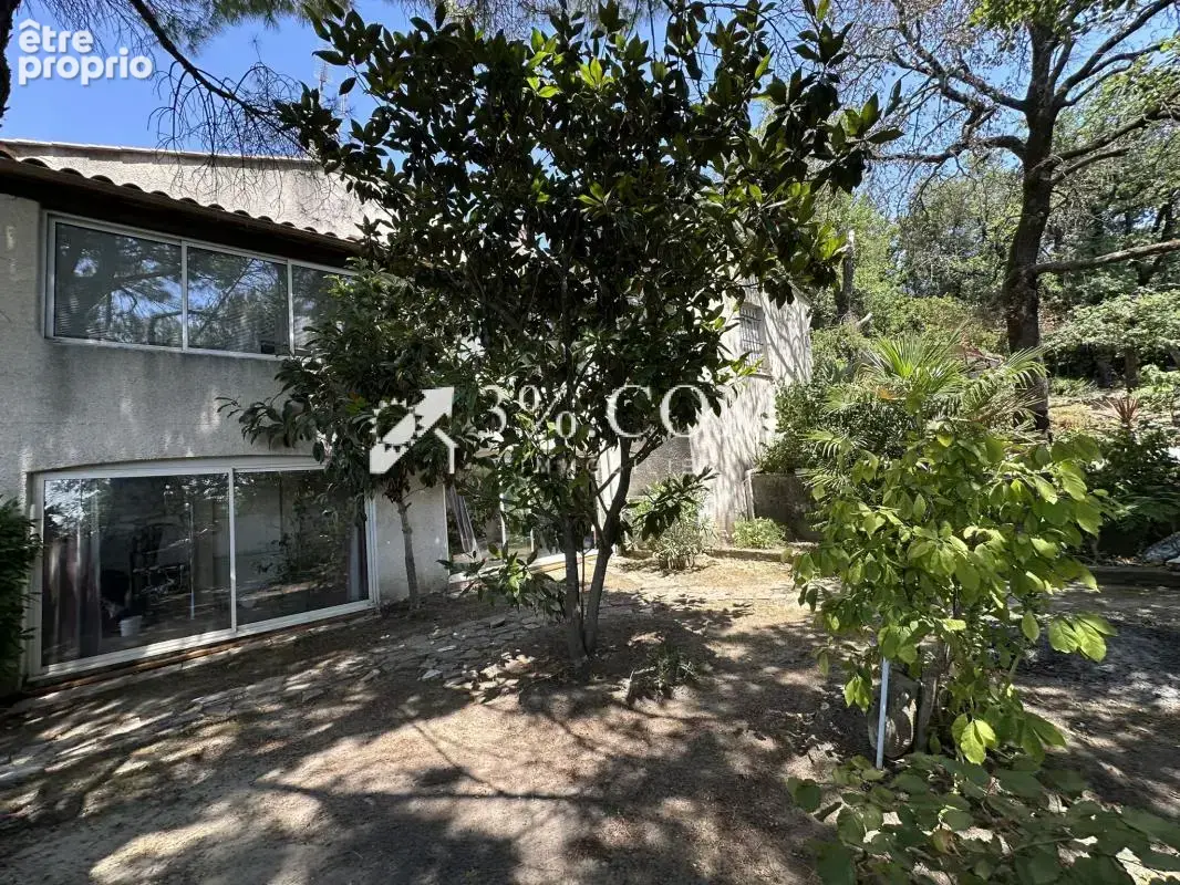 Maison de caractère à rénover, piscine, garage - photo 9