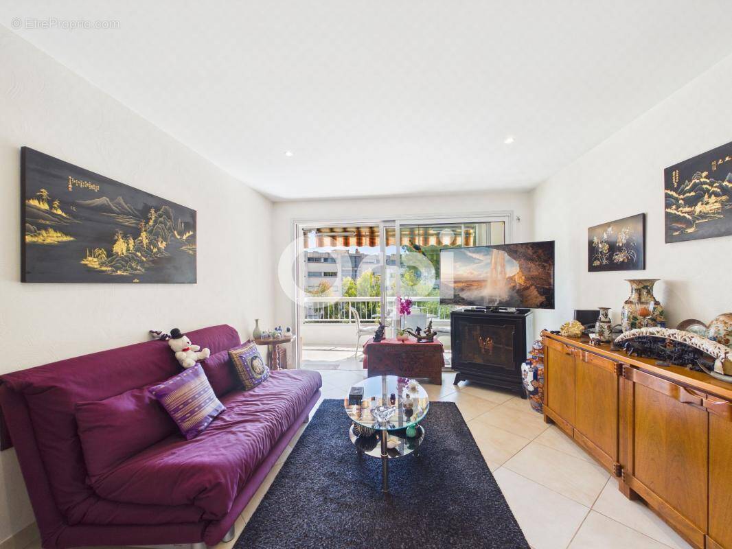 Appartement à MANDELIEU-LA-NAPOULE