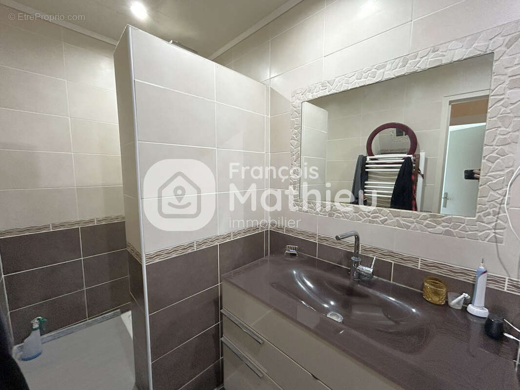 Appartement à VILLARS-LES-DOMBES