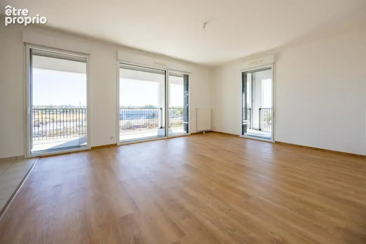 Appartement T4 avec terrasse - photo 3