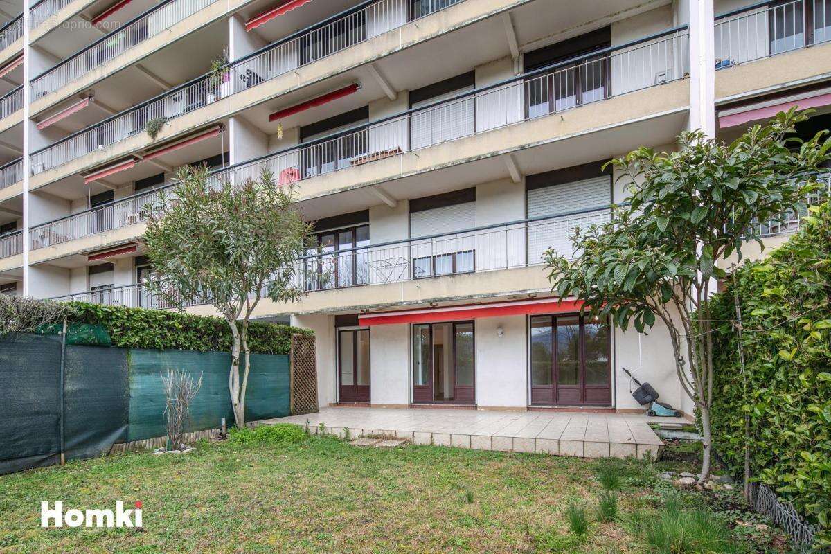 Appartement T3 de 86 m² à Grenoble sud - photo 12