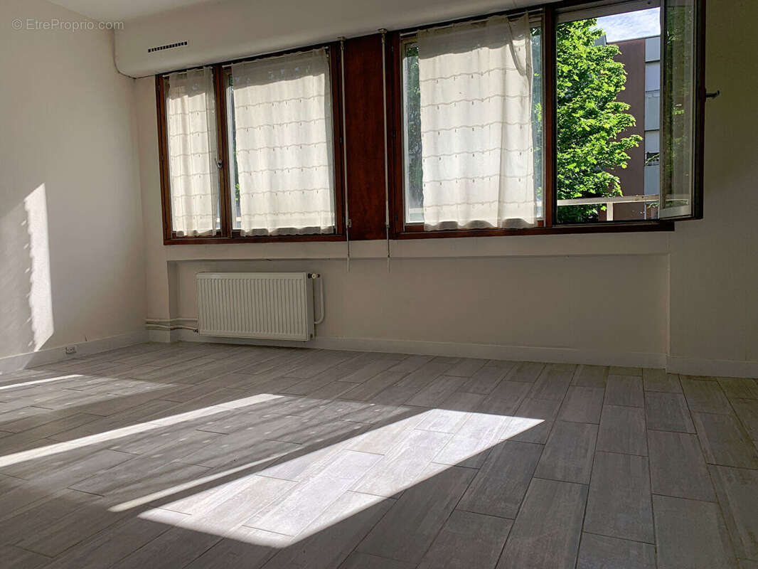 Appartement à VILLEMOMBLE