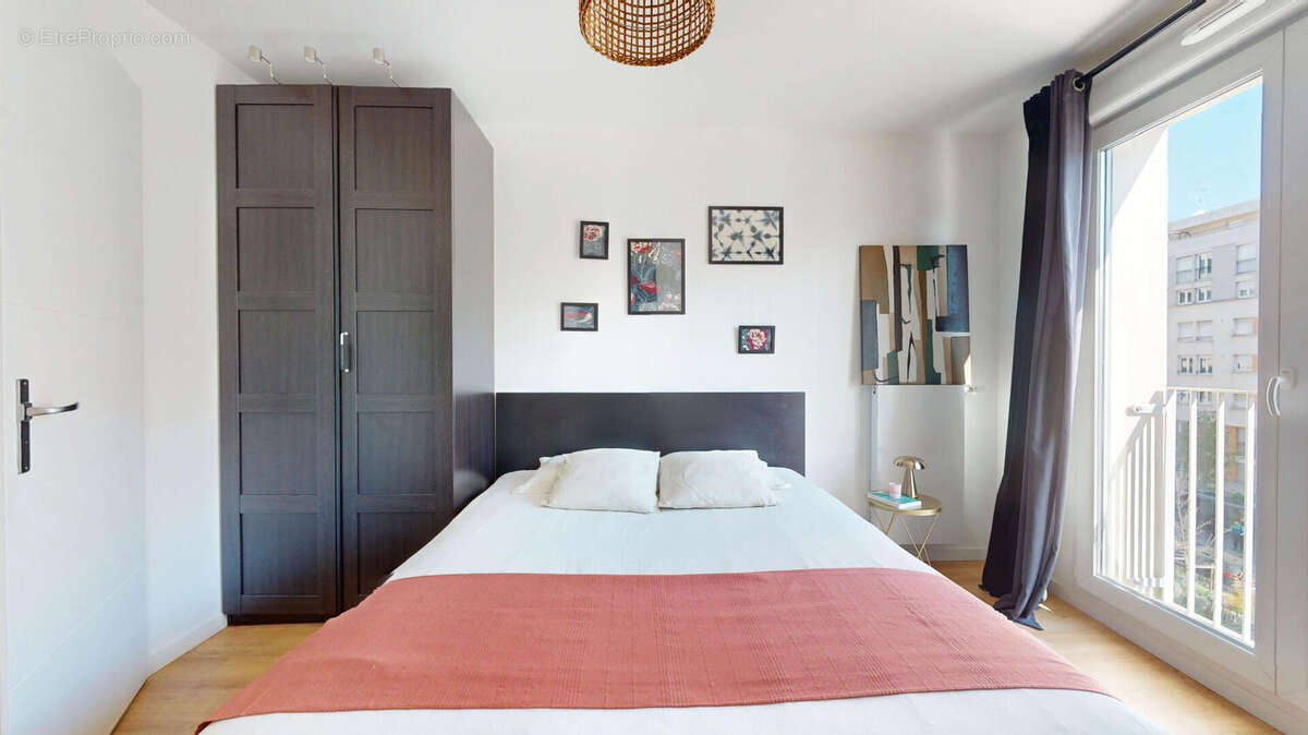 Appartement à SAINT-OUEN