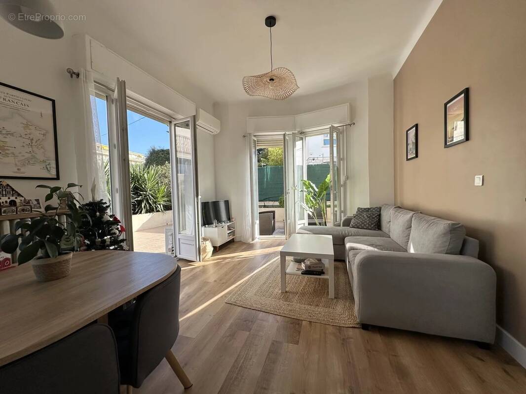 Appartement à NICE
