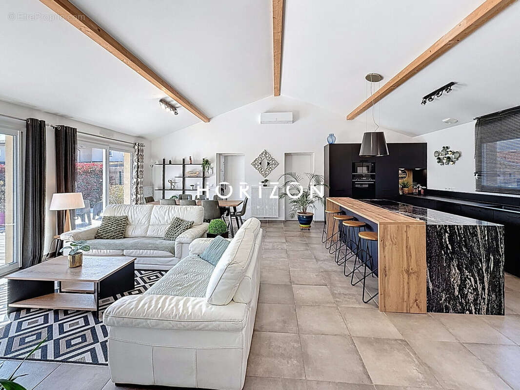 Maison à SAINT-DIDIER-SUR-CHALARONNE