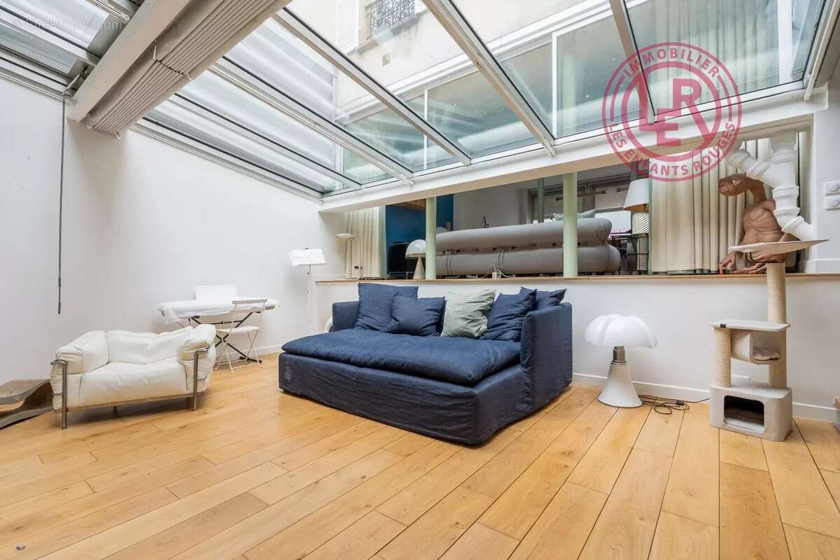 Appartement à PARIS-11E