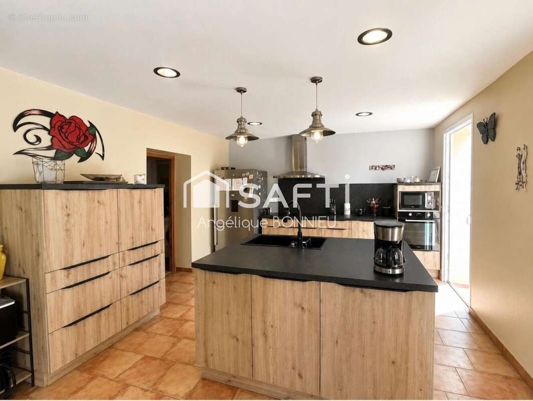 Maison 145 m² à Montesquieu  - photo 5