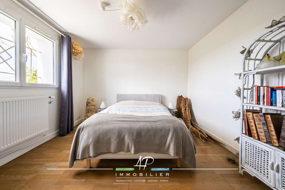 Maison à BELLENEUVE