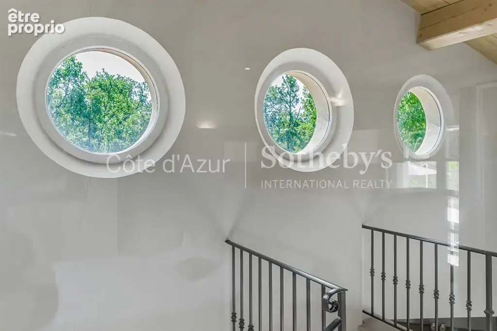 Tourrettes, villa avec piscine à débordement dans le domaine de Terre Blanche - photo 18