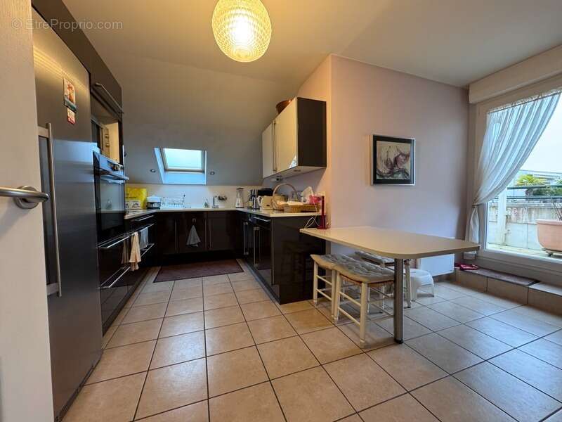 Appartement à SAINT-CYR-SUR-LOIRE