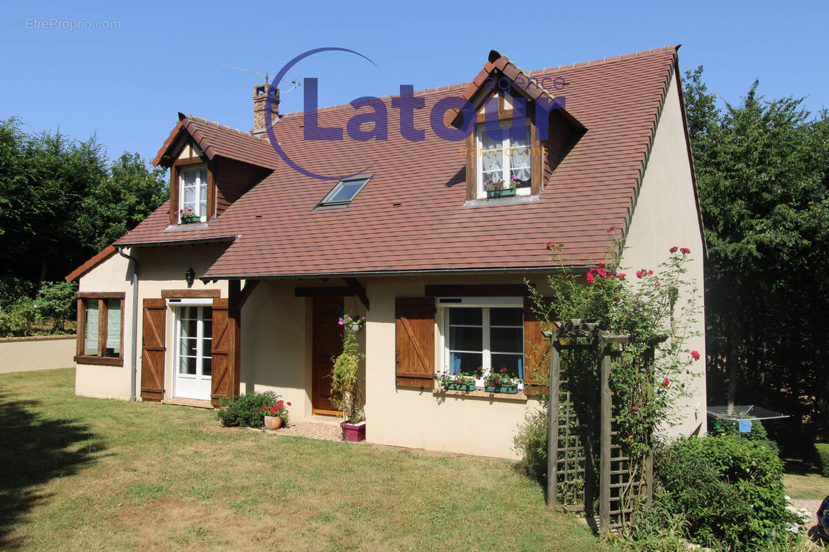 Maison à NONANCOURT