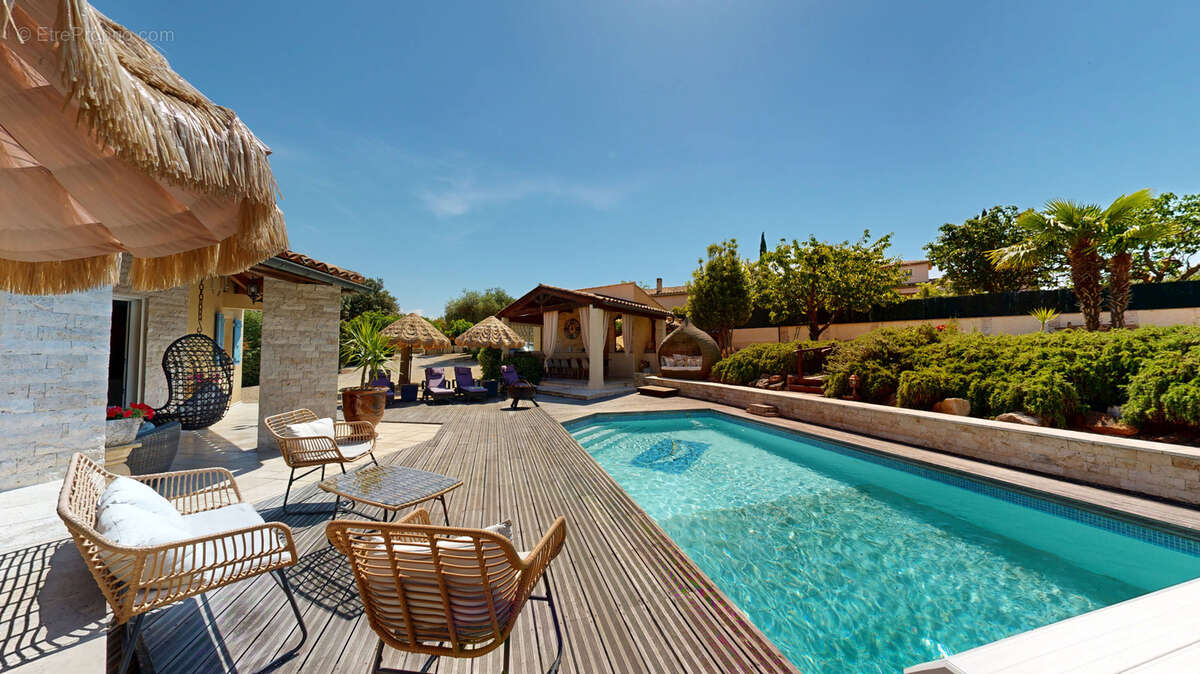 Maison à VALENSOLE