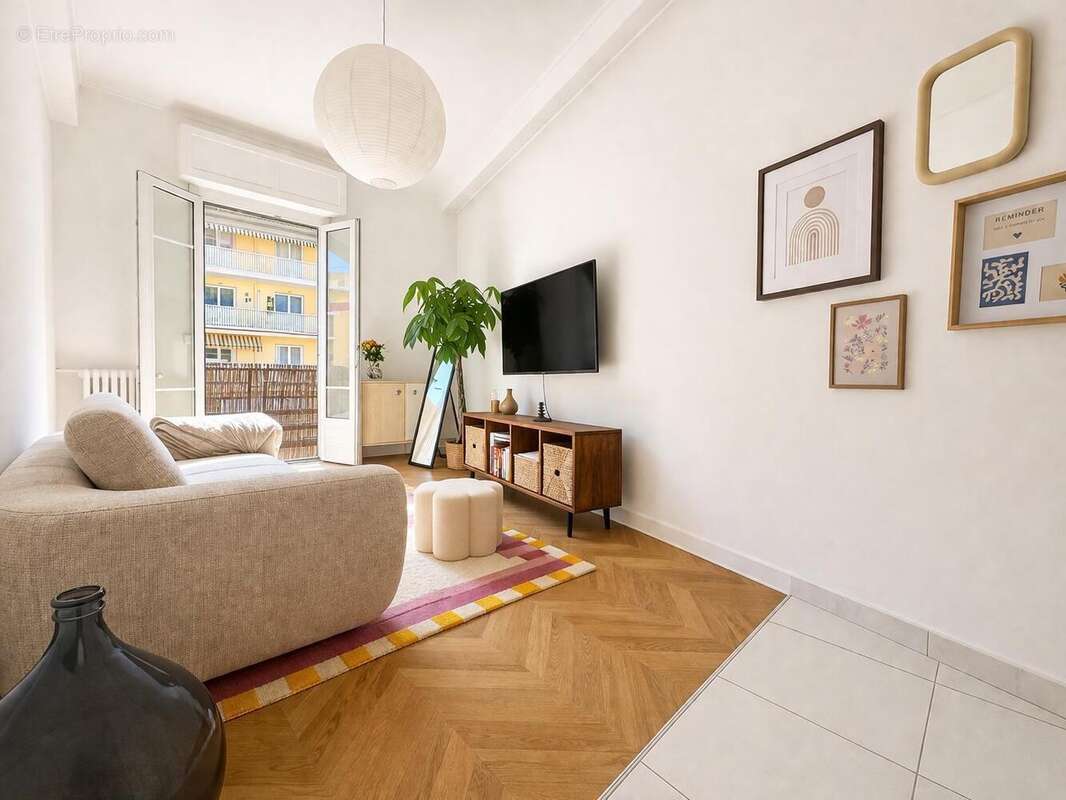   - Appartement à NICE