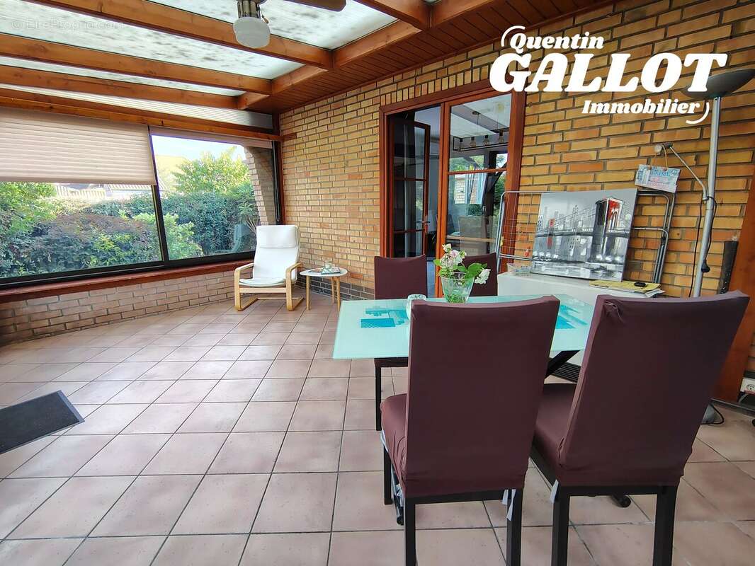 Maison familiale moderne de 130 m² à Rexpoëde - photo 9
