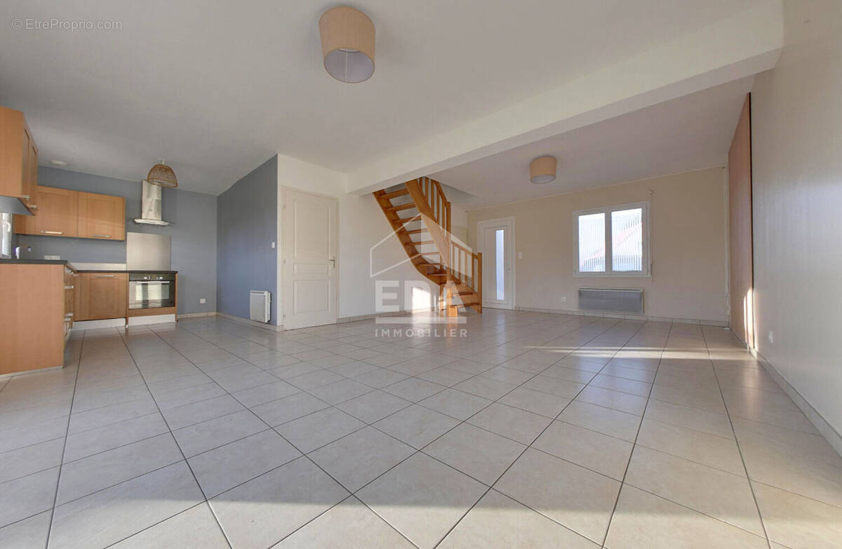 Maison à RANG-DU-FLIERS