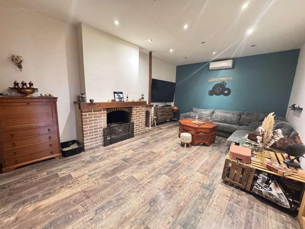 Maison à LA FERTE-MILON