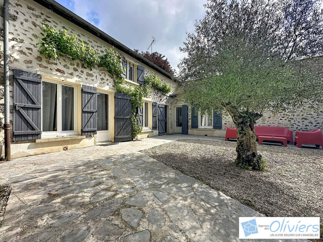 Maison à CHEVREUSE