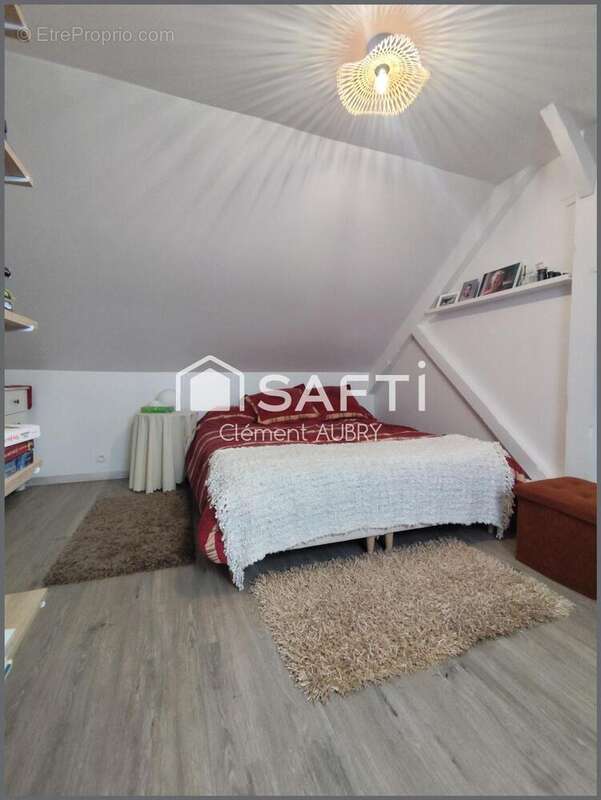 Maison 124 m² à Saint-Ouen-Des-Toits  - photo 8