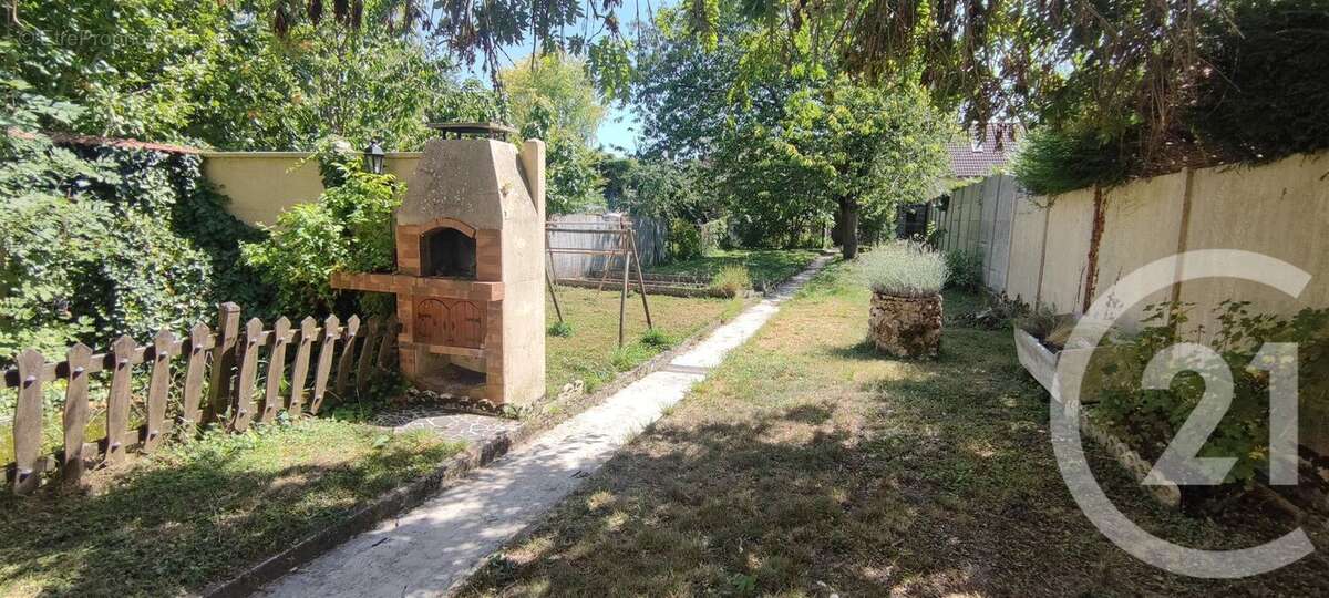 Maison à SAINT-MEMMIE